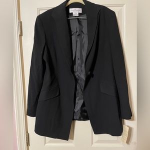 Rena Rowan black wool 2 piece pant suit-size 14